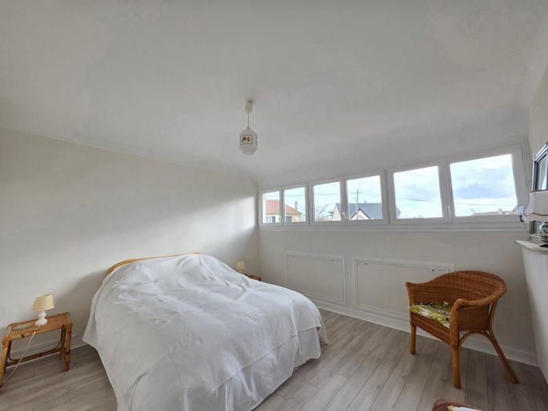 Maison - 162 m² - 5 pièces