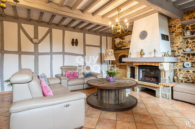 Maison - 171 m² - 6 pièces