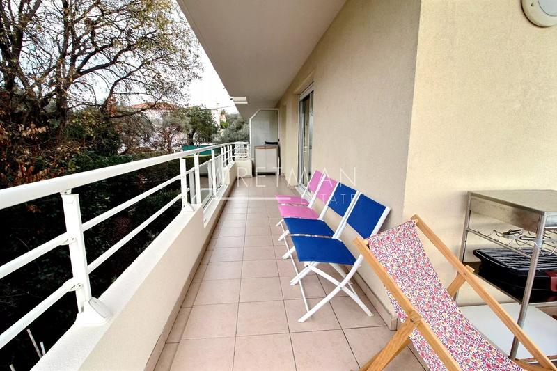 Appartement - 70 m² - 3 pièces