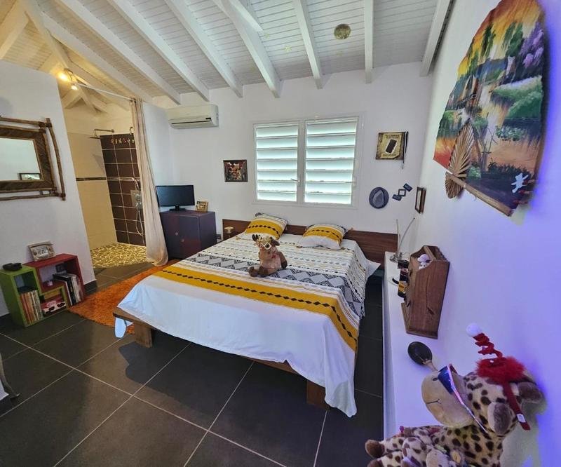 Villa - 121 m² - 8 pièces