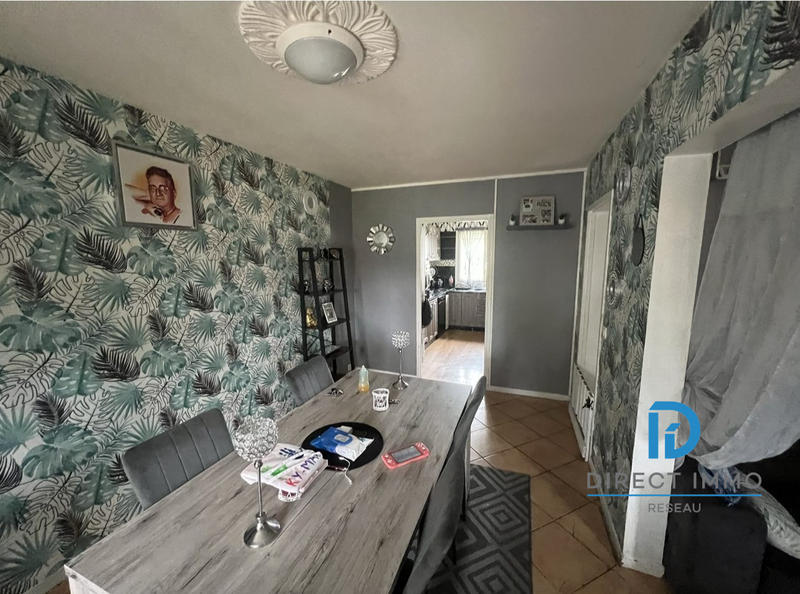 Maison - 85 m² - 5 pièces