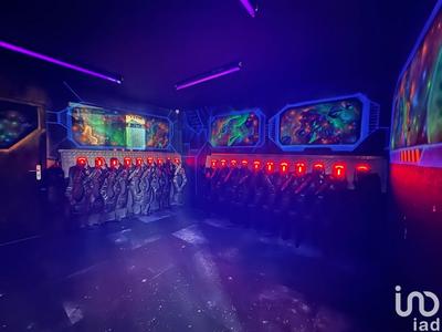 Local commercial - 2 379 m²