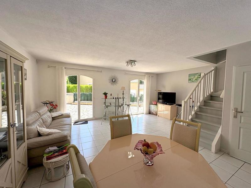 Maison - 102 m² - 4 pièces