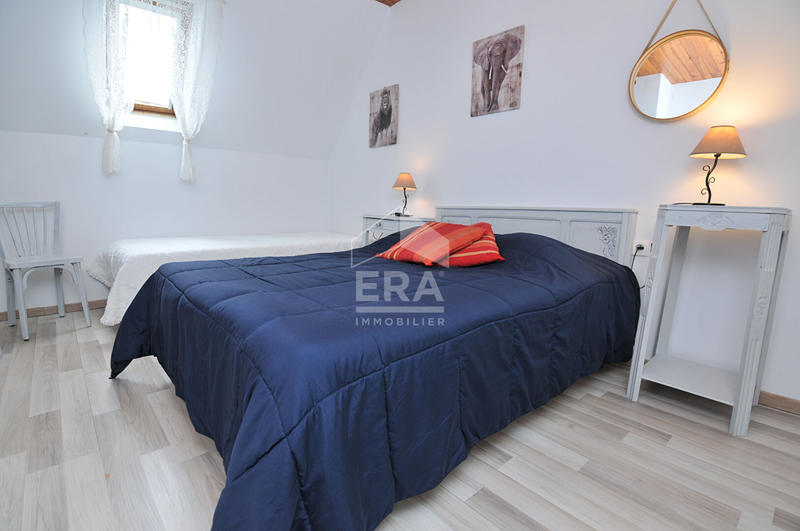 Maison - 122 m² - 6 pièces