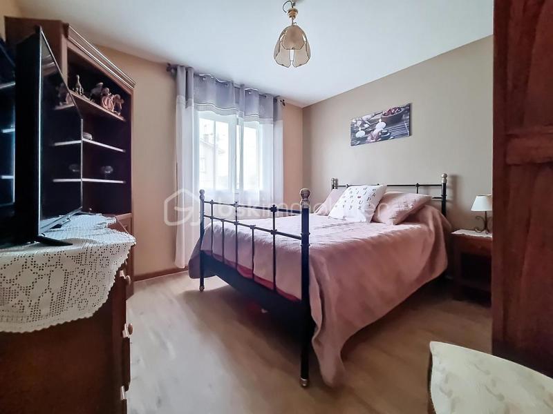 Maison - 102 m² - 5 pièces