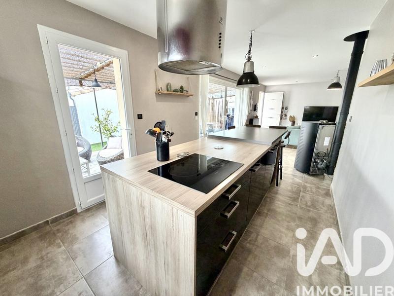 Maison - 90 m² - 4 pièces