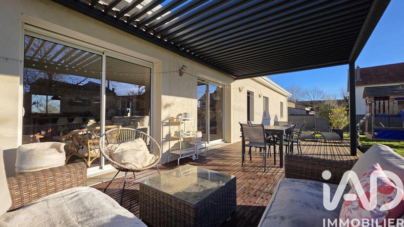 Maison - 137 m² - 4 pièces