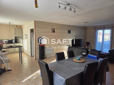 Maison - 110 m² - 5 pièces