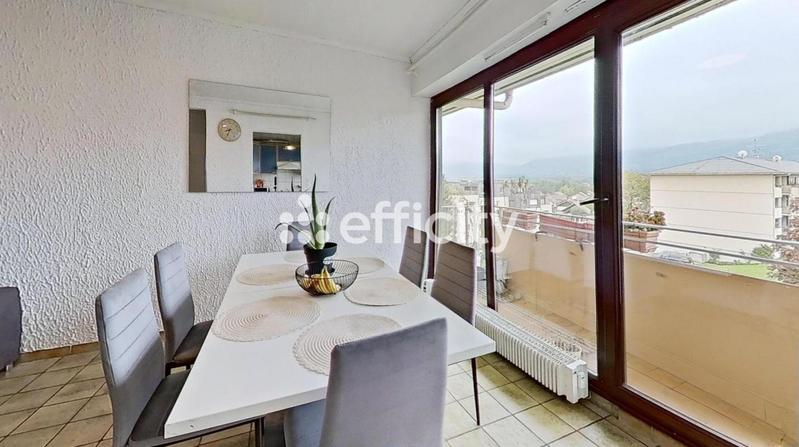 Appartement - 76 m² - 4 pièces