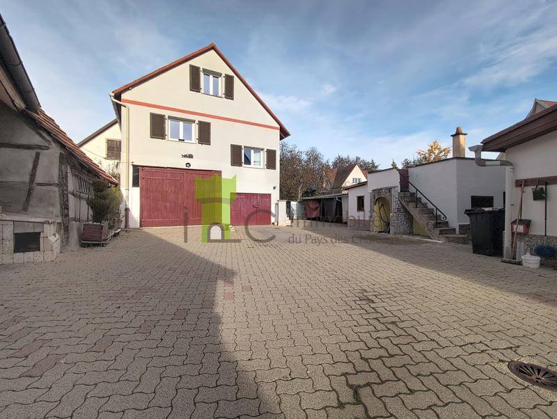 Maison ancienne - 199 m² - 9 pièces