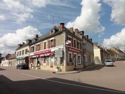 Propriété - 175 m² - 11 pièces