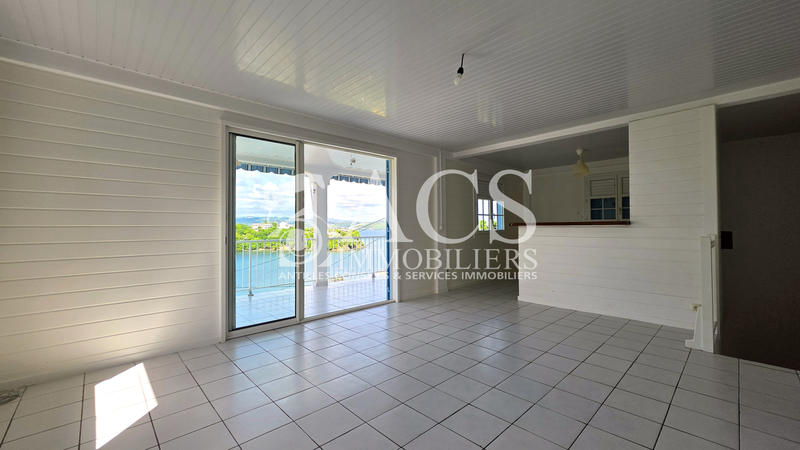 Maison - 87 m² - 4 pièces