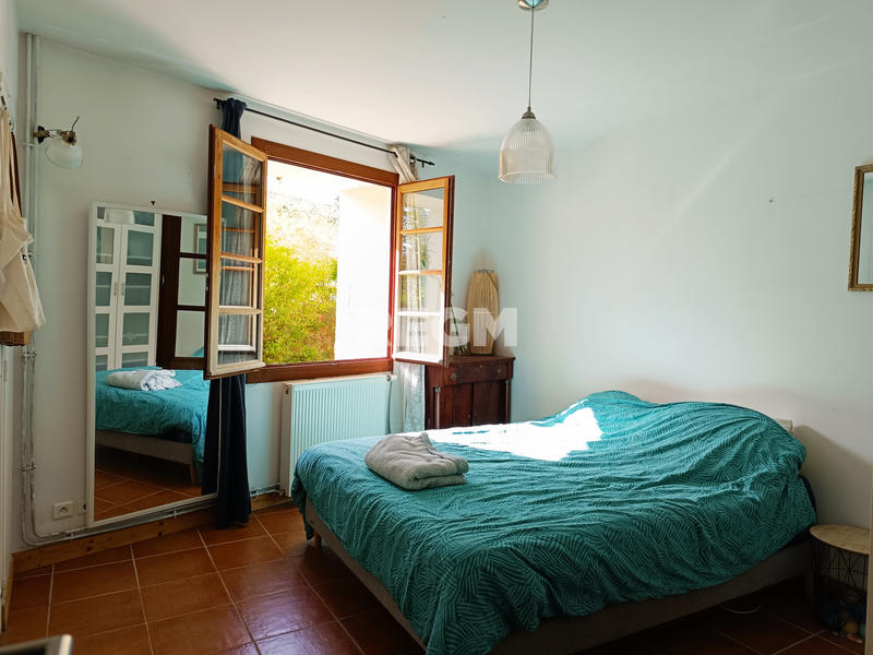 Maison - 102 m² - 4 pièces