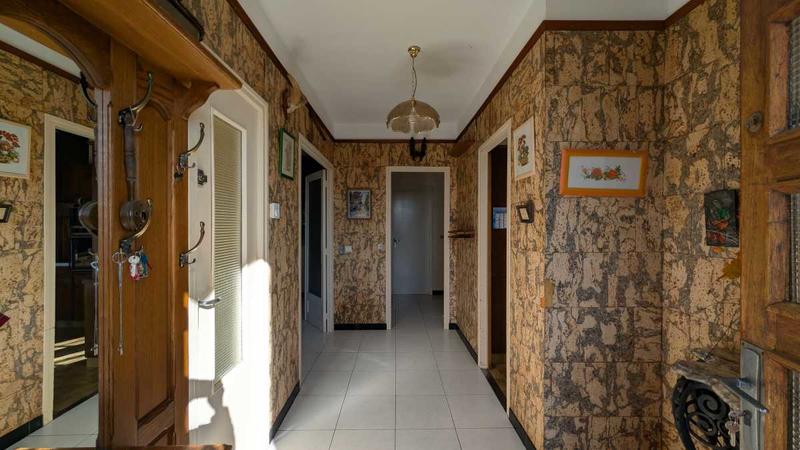 Maison - 168 m² - 7 pièces