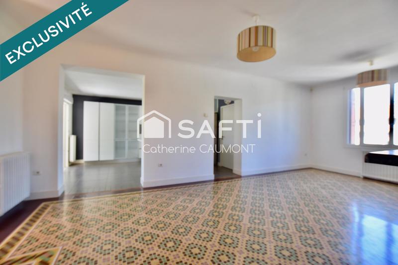 Maison - 208 m² - 8 pièces