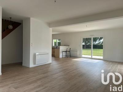 Maison - 141 m² - 6 pièces