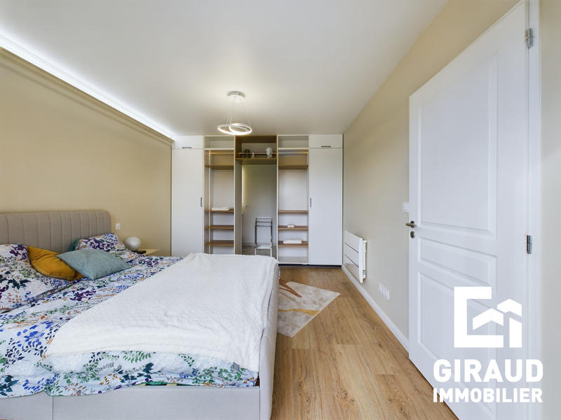 Maison - 108 m² - 6 pièces