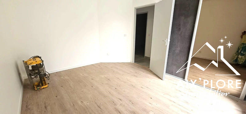 Maison - 99 m² - 4 pièces
