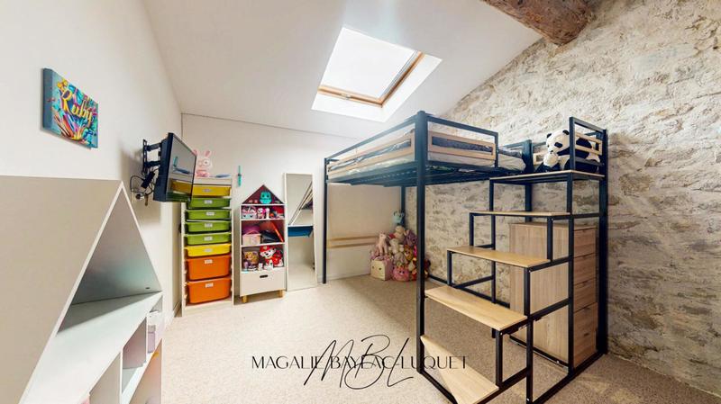 Maison - 164 m² - 5 pièces