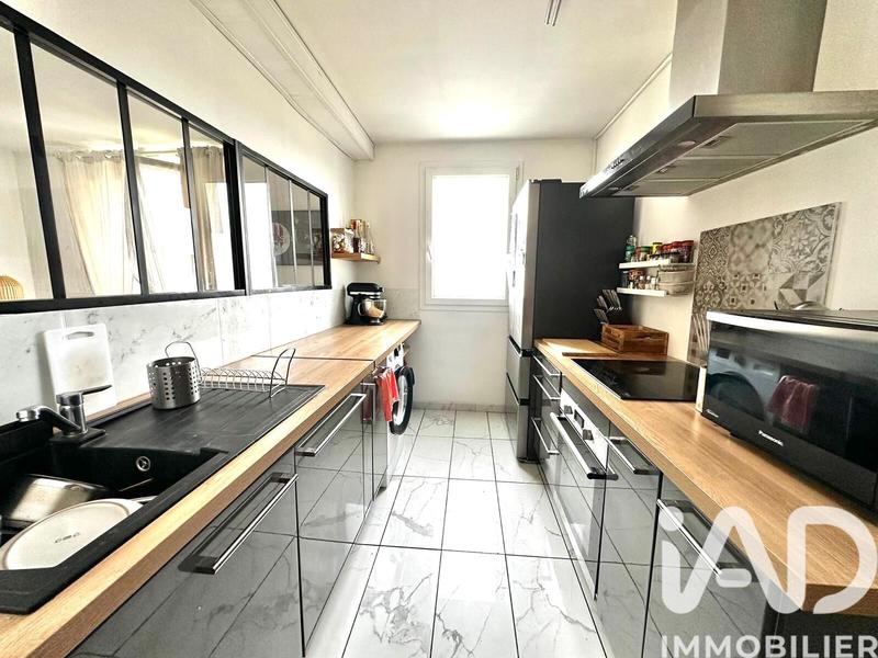 Appartement - 60 m² - 3 pièces