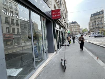 Magasins - 90 m² - 2 pièces