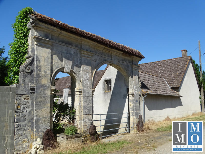 Maison ancienne - 170 m² - 6 pièces