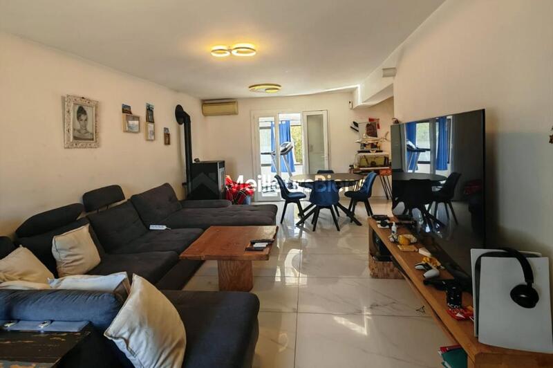 Maison - 177 m² - 5 pièces