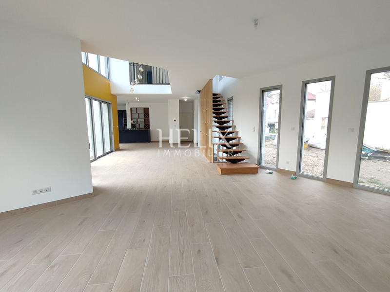 Maison - 172 m² - 6 pièces