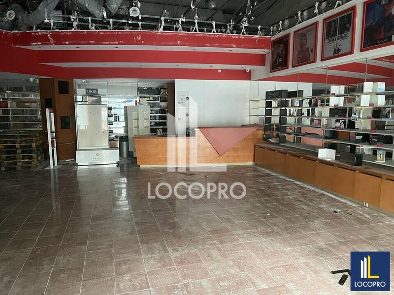 Local commercial - 168 m²