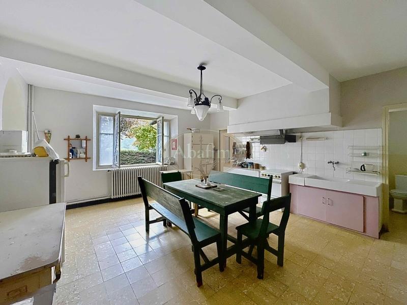 Maison - 150 m² - 5 pièces