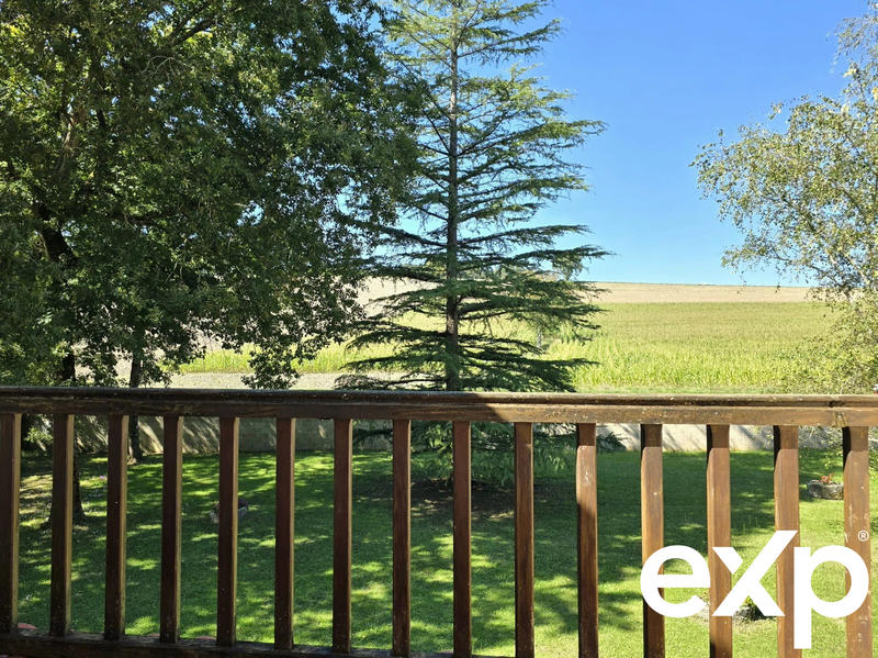 Maison - 315 m² - 10 pièces