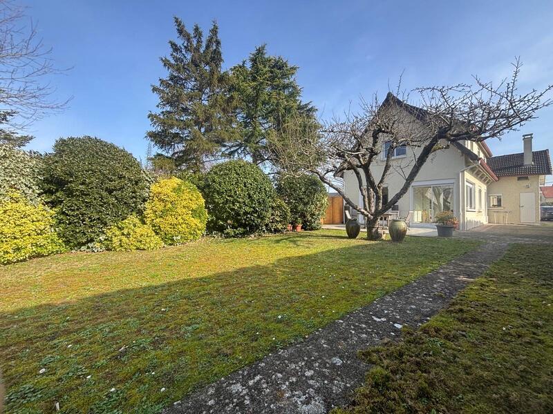 Maison - 161 m² - 6 pièces