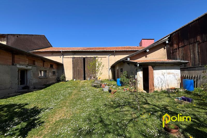 Maison - 370 m² - 7 pièces
