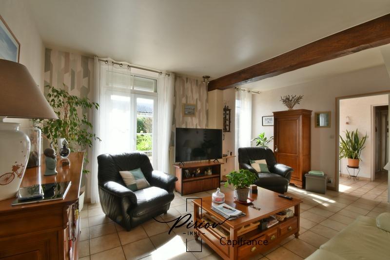 Propriété - 129 m² - 8 pièces