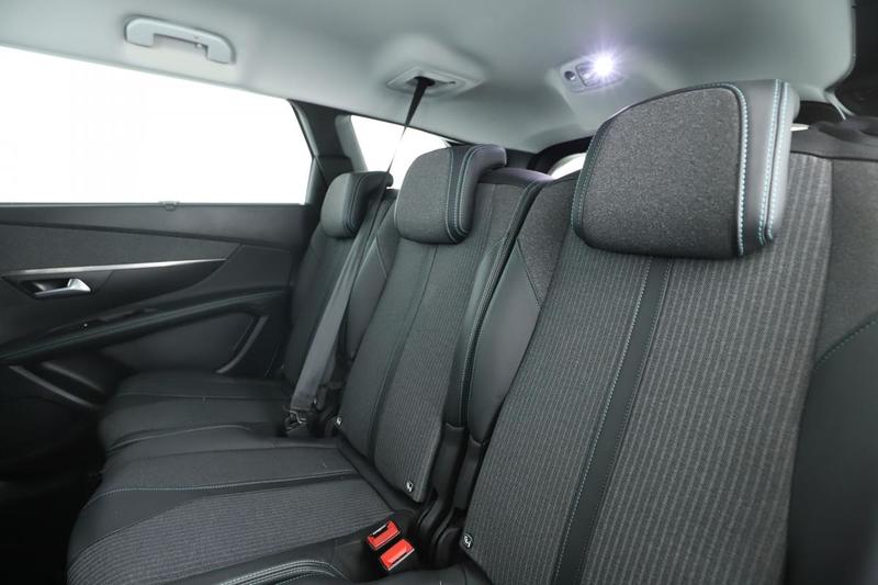 Peugeot 5008 1.5 Blue-HDi Allure Pack 130 ch