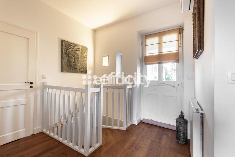 Maison de village - 180 m² - 5 pièces