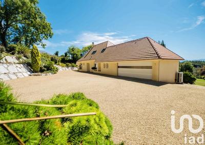 Maison de maîtres - 240 m² - 6 pièces