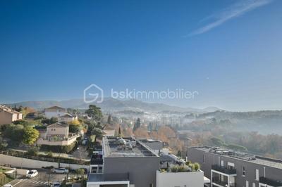 Appartement - 73 m² - 4 pièces