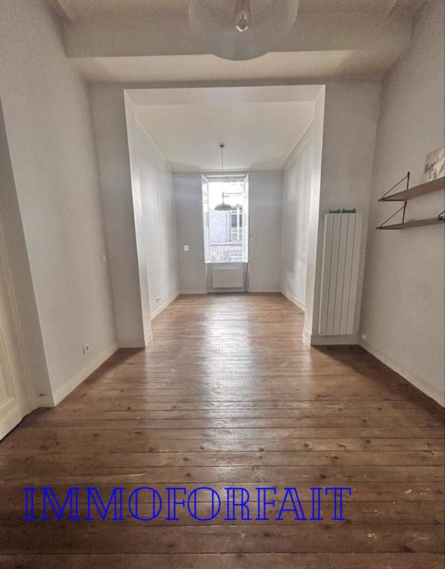 Appartement - 64 m² - 2 pièces
