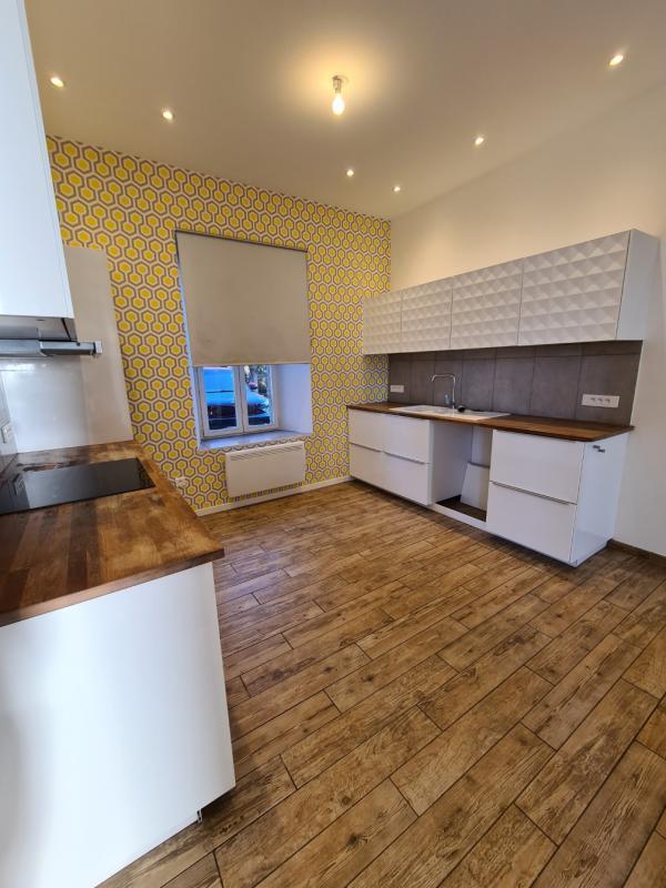 Corps de ferme - 140 m² - 5 pièces