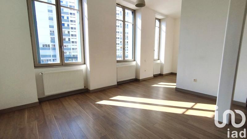 Appartement - 83 m² - 3 pièces