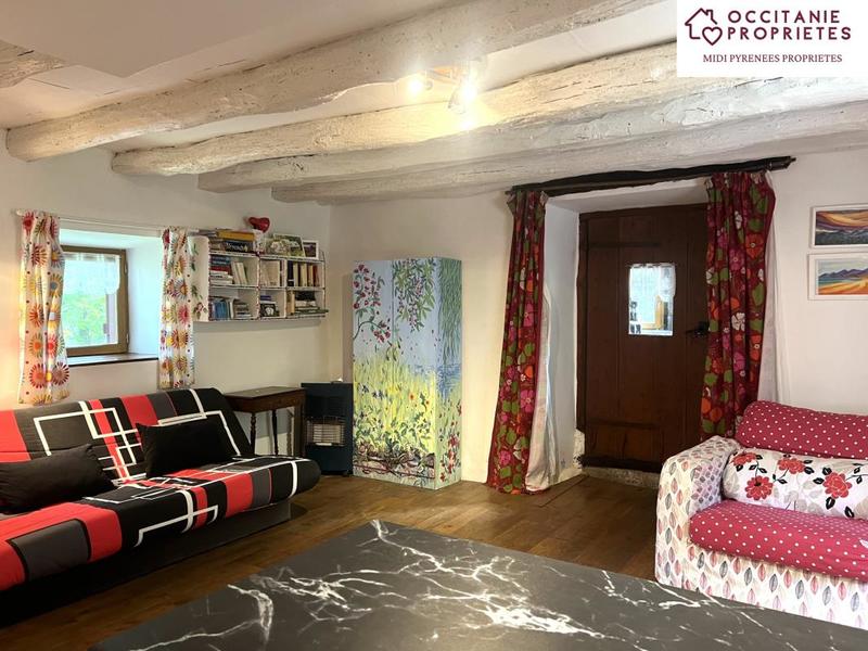 Propriété - 86 m² - 4 pièces