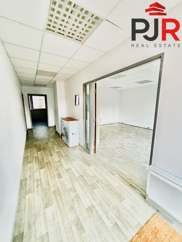 Bureau - 210 m²