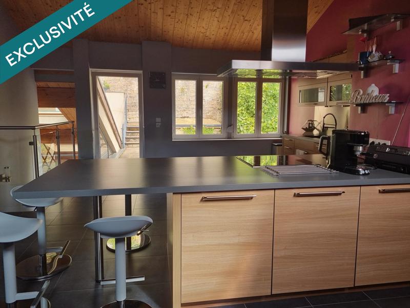 Maison - 225 m² - 5 pièces