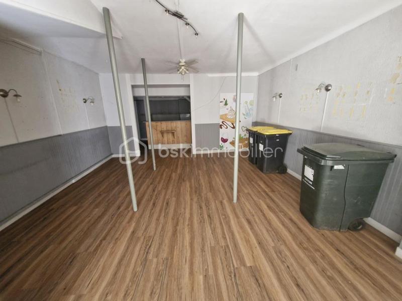 Immeuble - 196 m² - 5 pièces