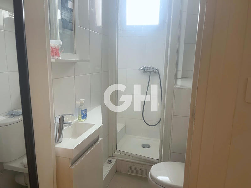 Appartement - 15 m² - 1 pièce