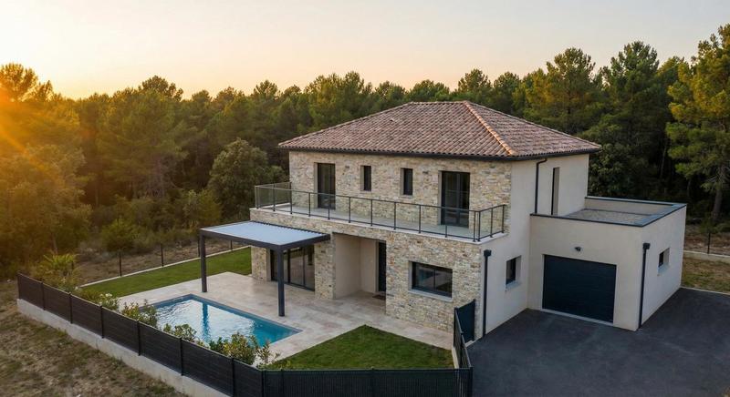 Maison - 110 m² - 4 pièces