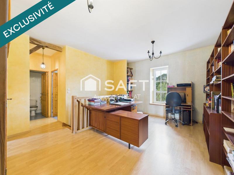 Maison - 180 m² - 5 pièces