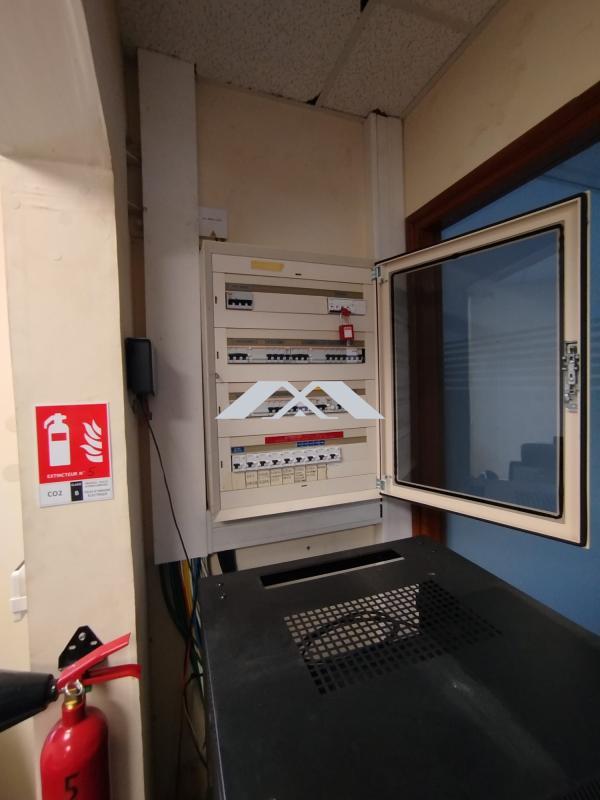 Local commercial - 180 m²