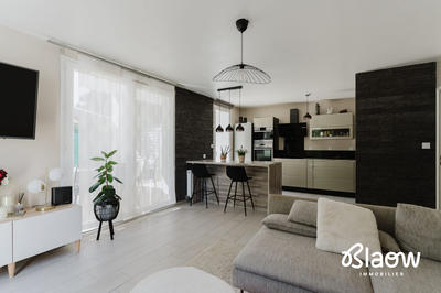 Appartement - 83 m² - 4 pièces